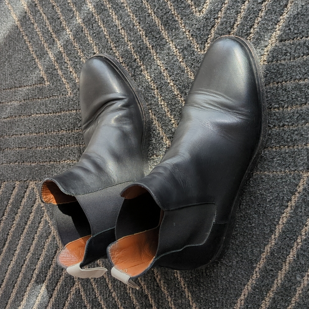 Woman by Common Projects Distressed Chelsea Boots - Picture 9 of 9